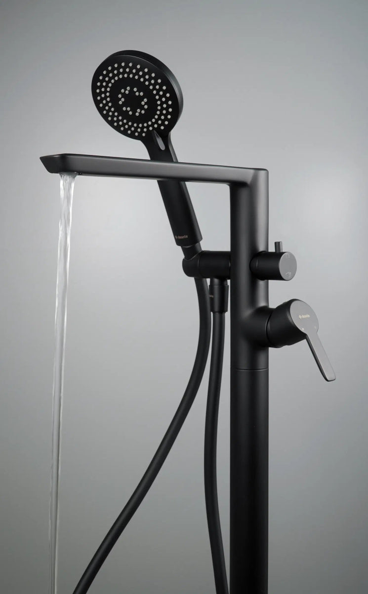 DEANTE Arnika Wannenarmatur Freistehend mit Brausegarnitur // Nero // BQA - N17M erhältlich bei Twoda Shop