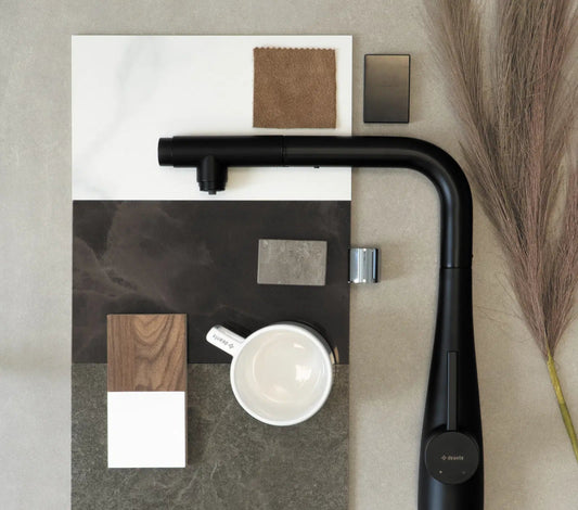 DEANTE Eridan Küchenarmatur mit Anschluss für Wasserfilter und ausziehbarer Auslaufbrause // Nero // BRE - N75M erhältlich bei Twoda Shop