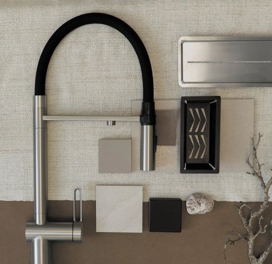 DEANTE Magnetic Küchenarmatur mit flexiblem Auslauf und Wasserfilteranschluss // gebürsteter Stahl // BRM - F75M erhältlich bei Twoda Shop