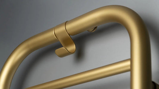 DEANTE Silia Badheizkörper – Höhe 157 cm // Mattgold // AGI - RG51 erhältlich bei Twoda Shop