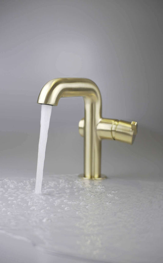DEANTE Silia Waschtischarmatur mit seitlichem Hebel // gebürstetes Gold // BQS - R24M erhältlich bei Twoda Shop