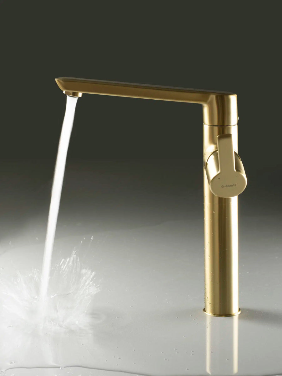 DEANTE Arnika Waschtischarmatur hoch mit seitlichem Hebel // gebürstetes Gold // BQA - R20K erhältlich bei Twoda Shop