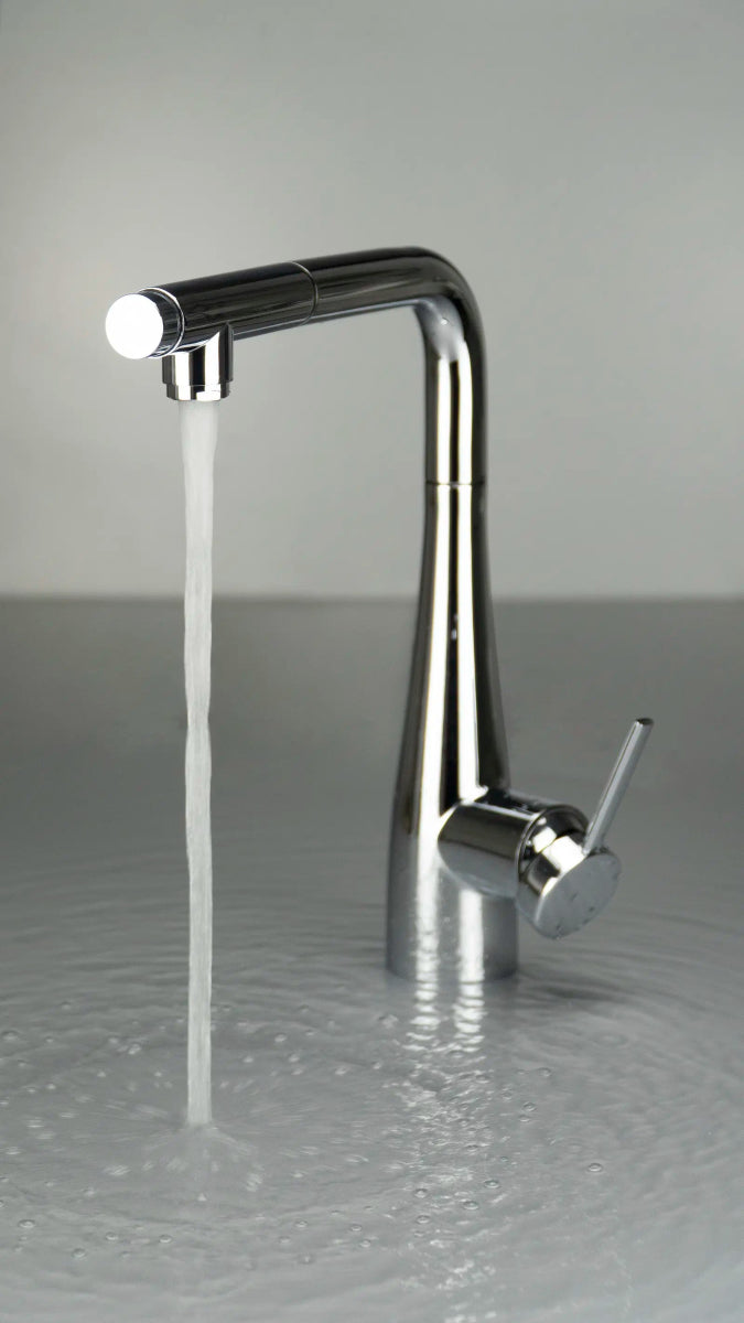 DEANTE Eridan Küchenarmatur mit Anschluss für Wasserfilter und ausziehbarer Auslaufbrause // Chrom // BRE - 075M erhältlich bei Twoda Shop