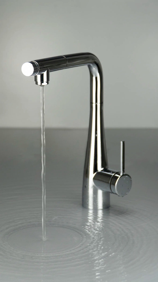 DEANTE Eridan Küchenarmatur mit Anschluss für Wasserfilter und ausziehbarer Auslaufbrause // Chrom // BRE - 075M erhältlich bei Twoda Shop