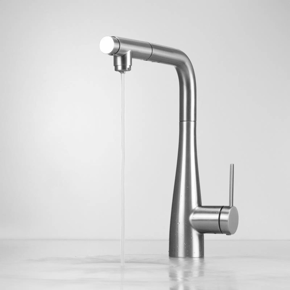 DEANTE Eridan Küchenarmatur mit Anschluss für Wasserfilter und ausziehbarer Auslaufbrause // gebürsteter Stahl // BRE - F75M erhältlich bei Twoda Shop