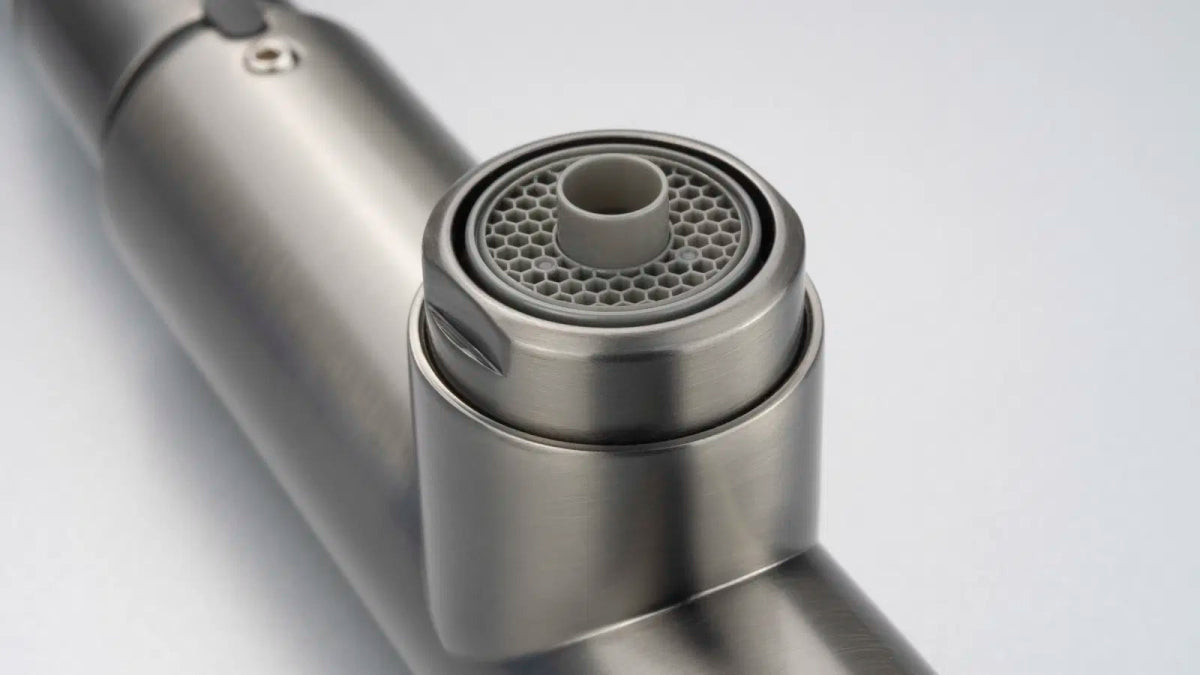 DEANTE Eridan Küchenarmatur mit Anschluss für Wasserfilter und ausziehbarer Auslaufbrause // Titanium // BRE - D75M erhältlich bei Twoda Shop