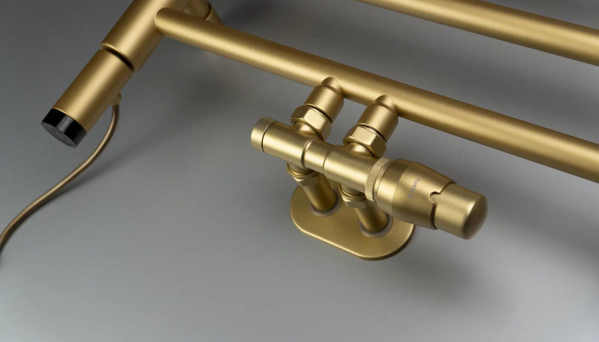 DEANTE Silia Badheizkörper – Höhe 85 cm // Mattgold // AGI - RG31 erhältlich bei Twoda Shop